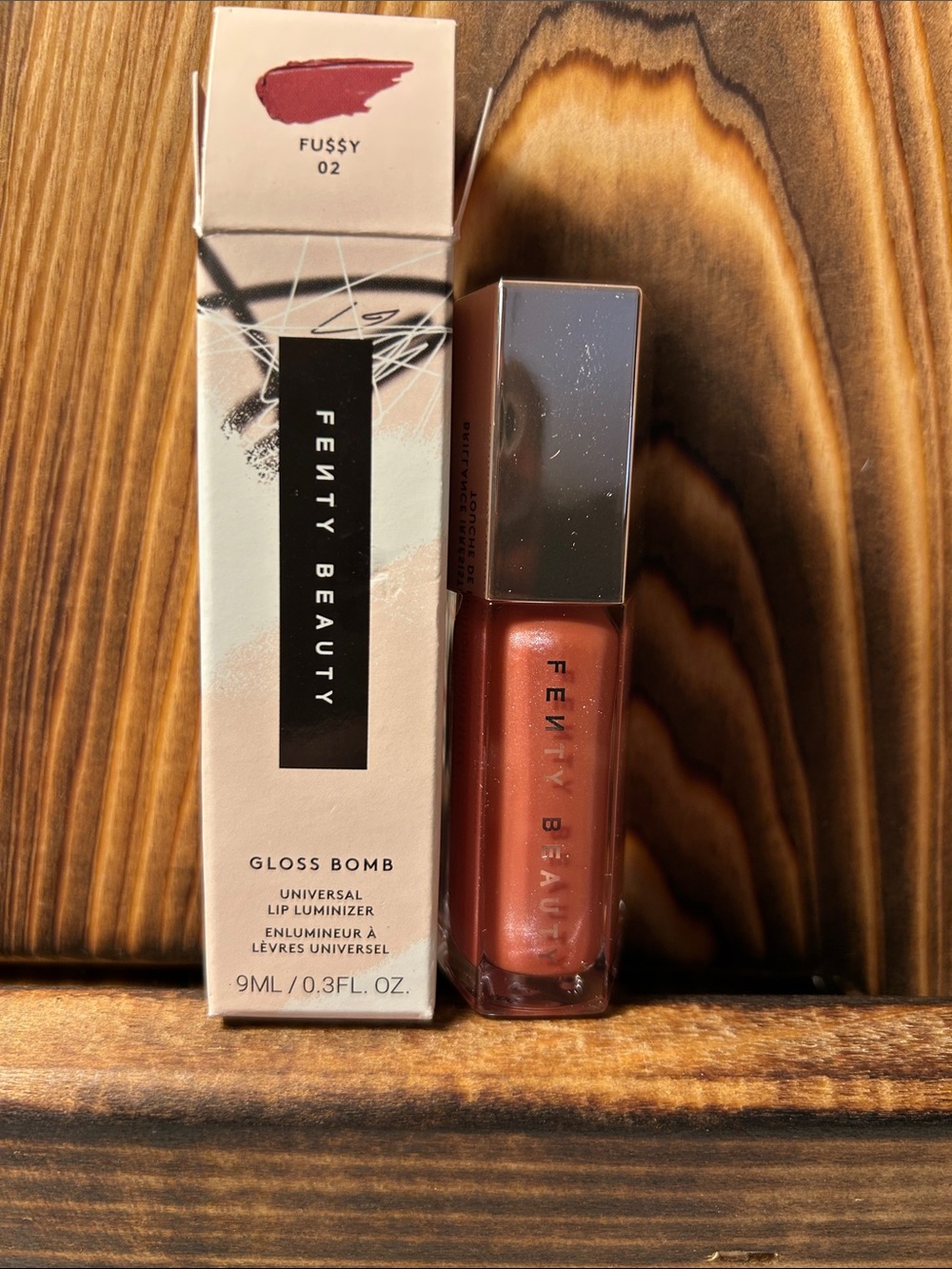 Fenty Beauty Gloss Bomb Lip Luminizer in Fussy - Rose Copper